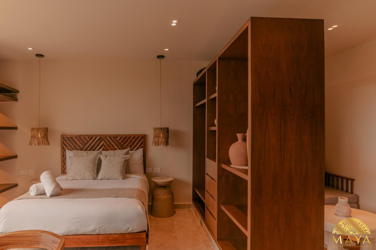 5, Peregrina Tulum, Cozumel