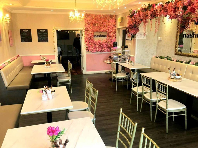 Food & Drinks 5, Uno Hotel Heathrow Windsor, Slough