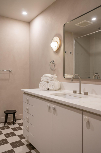 Bathroom 4, Maison Saint-Vincent By Maisons & co, Montréal