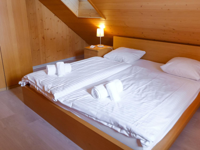 Bedroom 2, Fribourg Villa 1000, La Gruyère