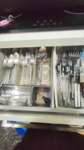 Kitchen 3, Aveline Suites Riverline, Mandaluyong