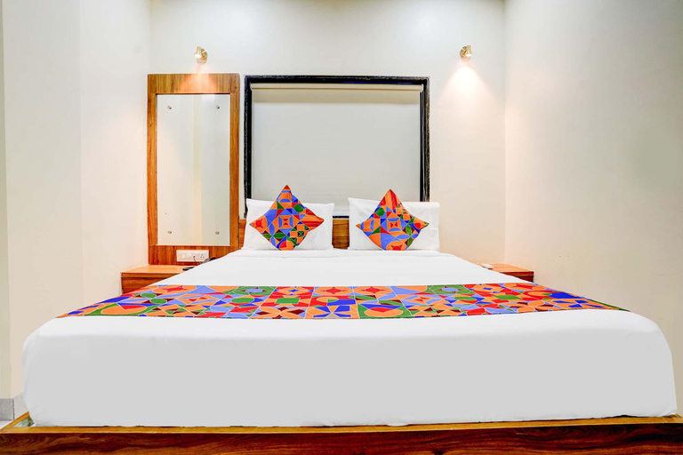 Bedroom 5, FabHotel The Royal Park, Pune