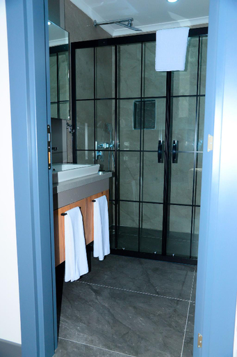 Bathroom 5, City Moonlight Apart Hotel, Antalya