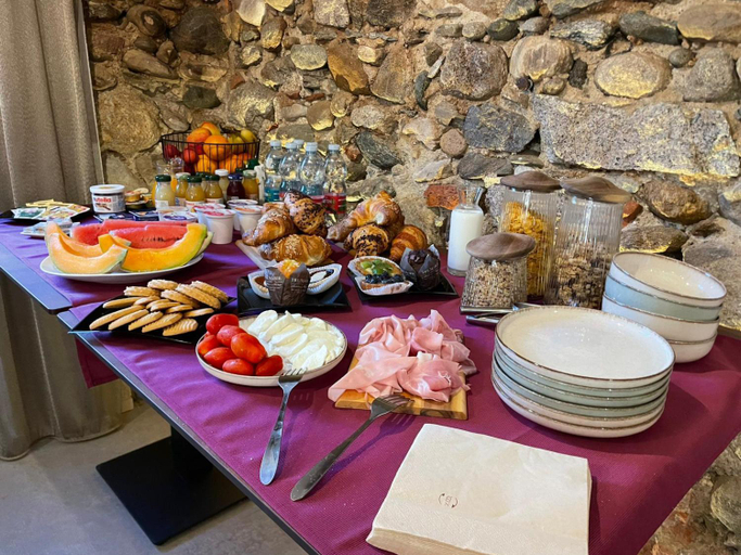 Food & Drinks 5, Decanter House - Wine Resort Alto Piemonte, Novara