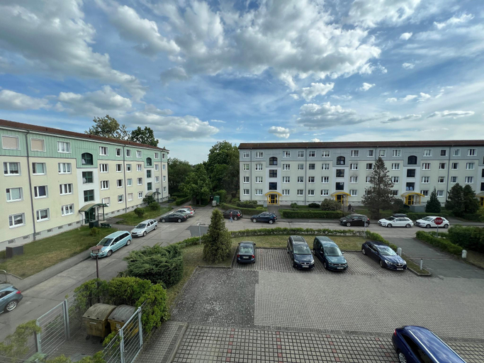 View 2, Charming 4-Person Apartment in Hoyerswerda City Center, Bautzen
