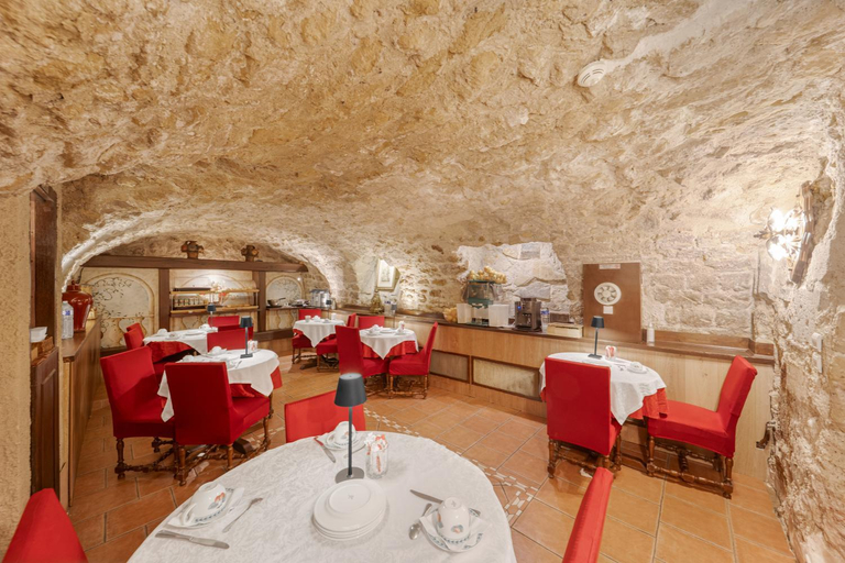 Food & Drinks 5, Hotel de la Bretonnerie, Paris
