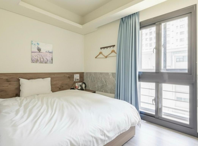 Bedroom 3, taichung fengchia hotel99, Taichung