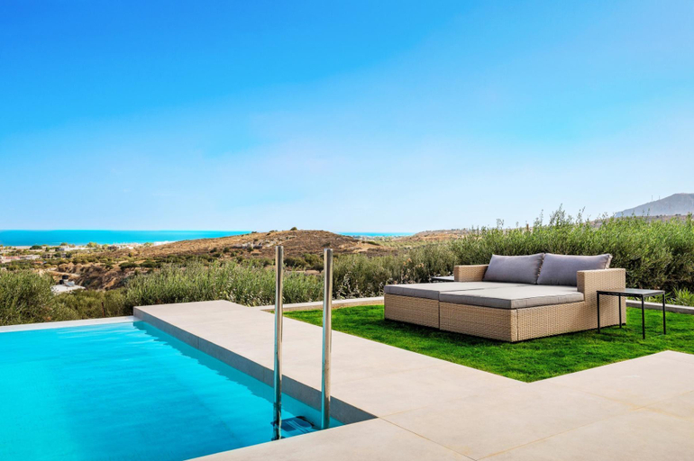 Sport & Beauty 5, Villa Kamelia with pool, Crete