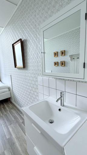 Bathroom 5, Kungälvs Bed and Breakfast, Kungälv