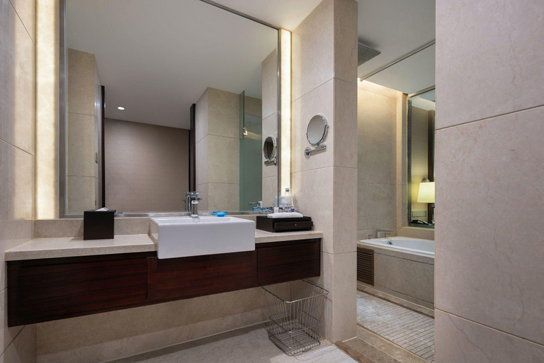 Bathroom 4, White Swan Hotel ChangSha, Changsha