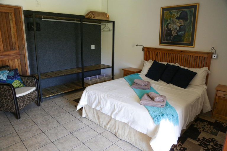 Bedroom 3, De Oude Meul Self Catering Country Lodge and B&B, Eden