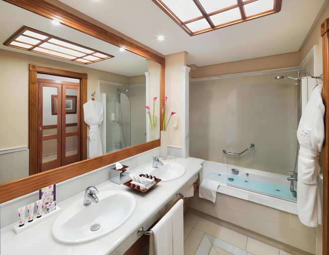 Bathroom 5, GF GRAN COSTA ADEJE*****, Santa Cruz de Tenerife