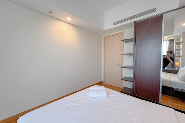 Room 4, Spacious And Elegant 2Br At One East Penthouse & Residence Apartment, Surabaya