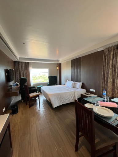 Bedroom 3, Dusk And Dawn Hotel, Ramanathapuram