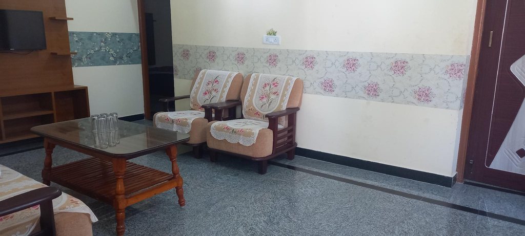 1, Aara Home Stay, Vellore