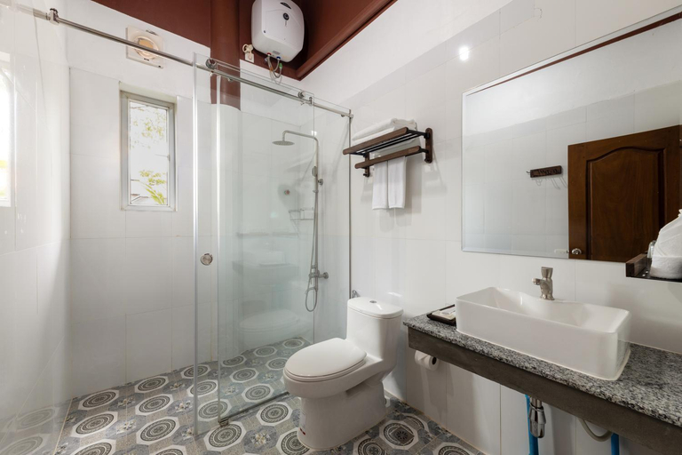 Bathroom 4, Atoh's Maison, Siem Reap