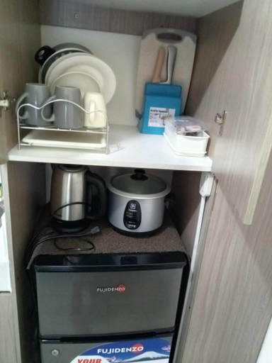Others 5, Zafreen Condotel, Mandaluyong