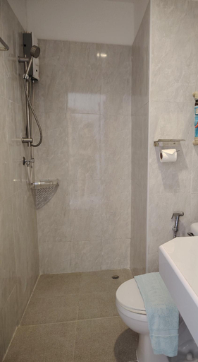 Bathroom, Thasanee Hotel, Hua Hin