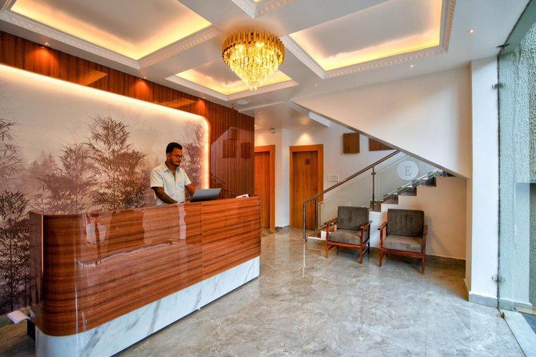 Public Area 2, Ocean Wave, North Goa