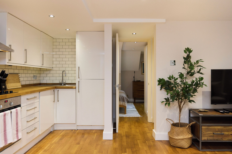 Private kitchen 2, Stylish Urban Retreat, London