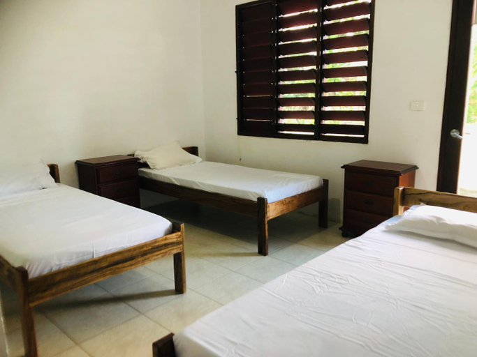 Bedroom 2, Koyu Apartments, Eratap