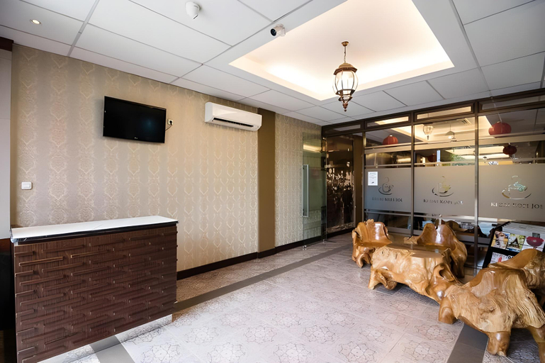 Public Area 5, Sans Vibes Joe Hotel Soekarno Hatta Airport, Tangerang