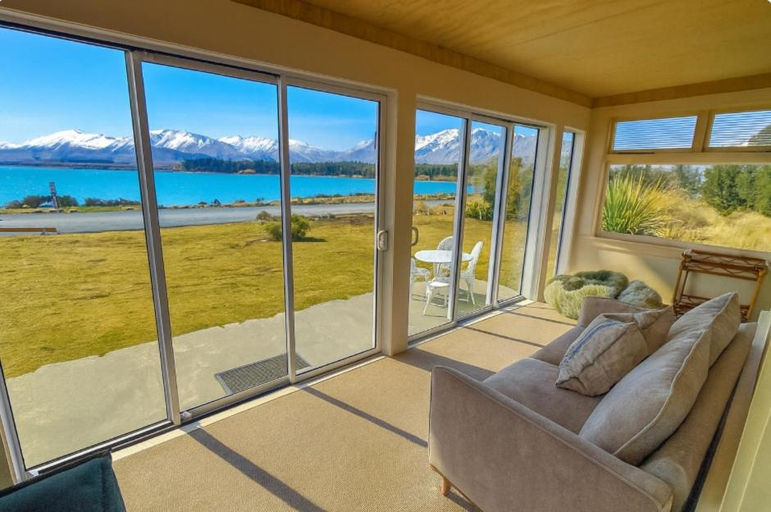Others 5, Bush House - Lake Tekapo, Mackenzie