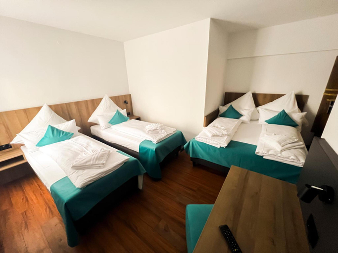 Bedroom 3, Hotel Hansa, Stuttgart
