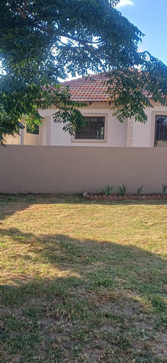 Others 4, Gugulethu Villa, Ekurhuleni