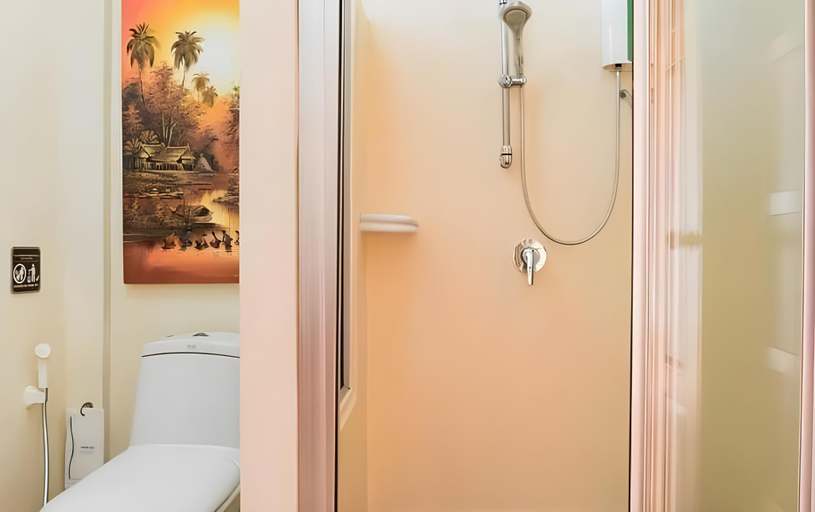 Bathroom 5, Baan U Sabai Boutique House, Muang Chiang Mai