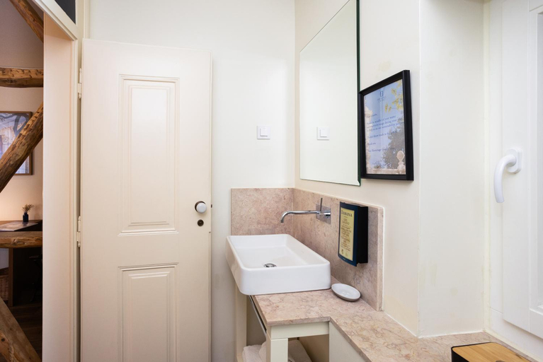 Bathroom 3, Hermitage Castelo - Casa Chafariz, Lisbon
