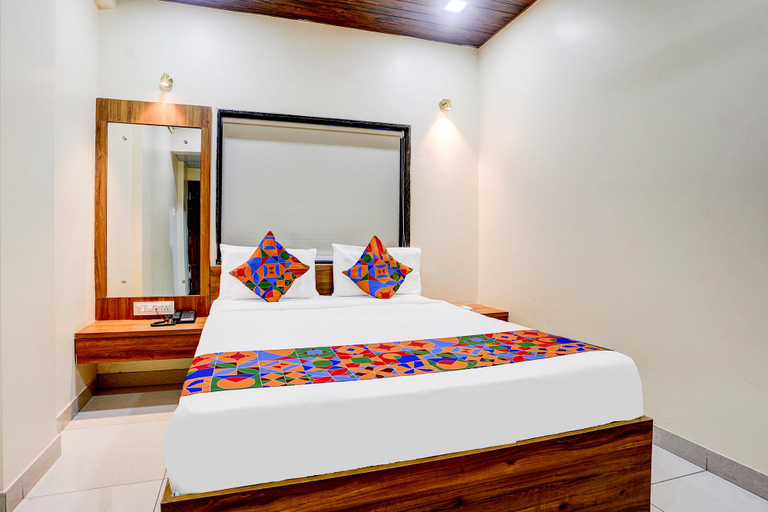 Bedroom 2, FabHotel The Royal Park, Pune