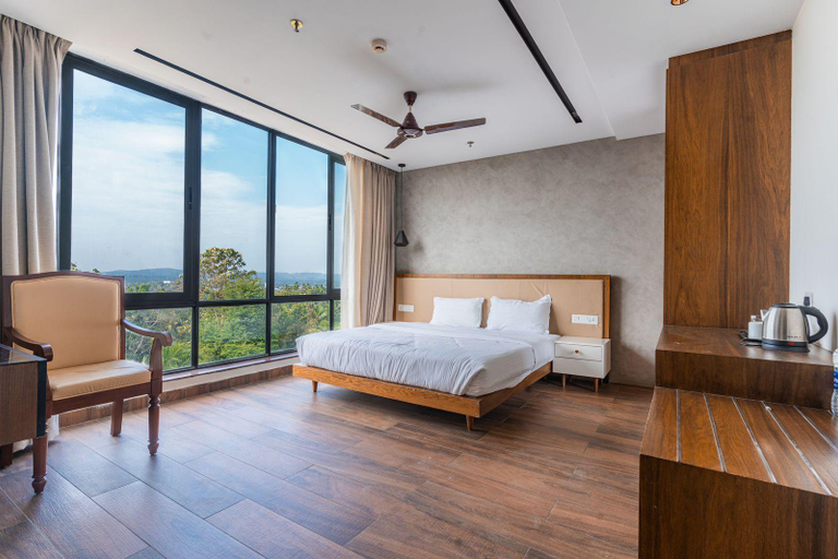 Bedroom 2, Royal Holidays & Stays, Palakkad