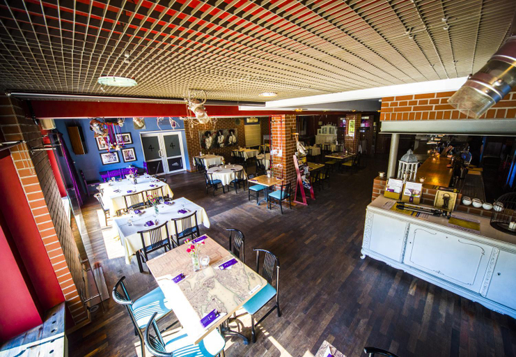 Food & Drinks 3, Hotel 4, Strzelce-Drezdenko