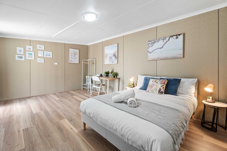 Bedroom, Courtyard Double Room in Peakhurst - Central Location - Shared Bathroom, Sydney