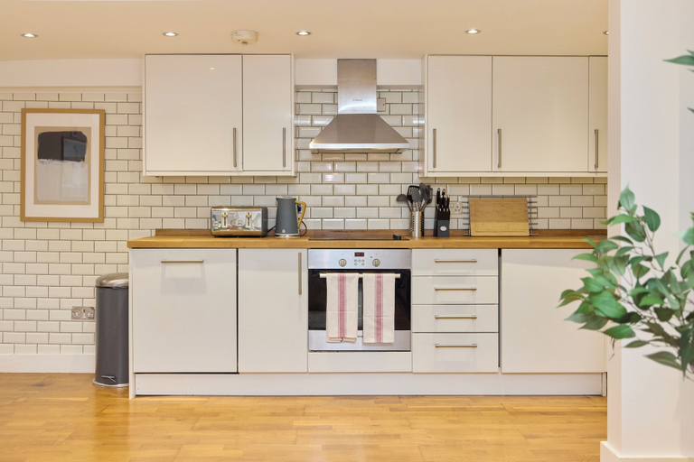 Private kitchen 4, Stylish Urban Retreat, London