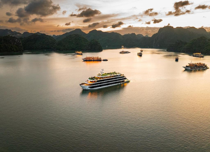 Exterior 5, Venus Cruises Halong Bay, Hạ Long