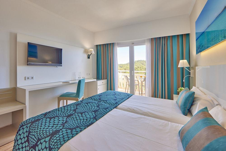 Bedroom 3, Universal Hotel Lido Park, Baleares