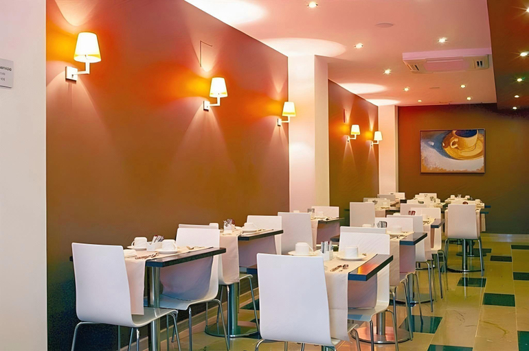 Food & Drinks 5, Hotel Serhs del Port, Barcelona