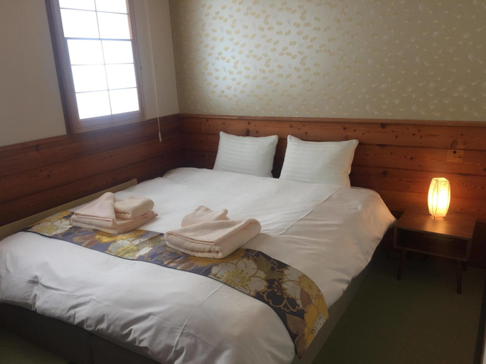 Bedroom 2, Raicho Lodge Madarao, Myōkō