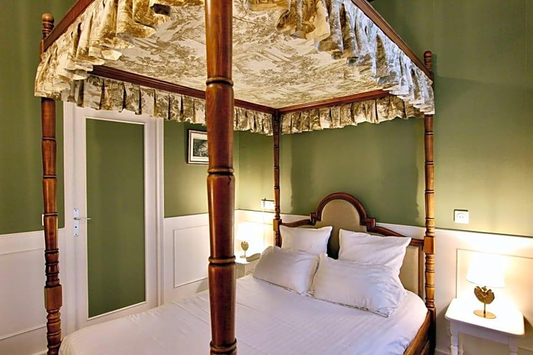 Bedroom 2, Hotel de la Bretonnerie, Paris