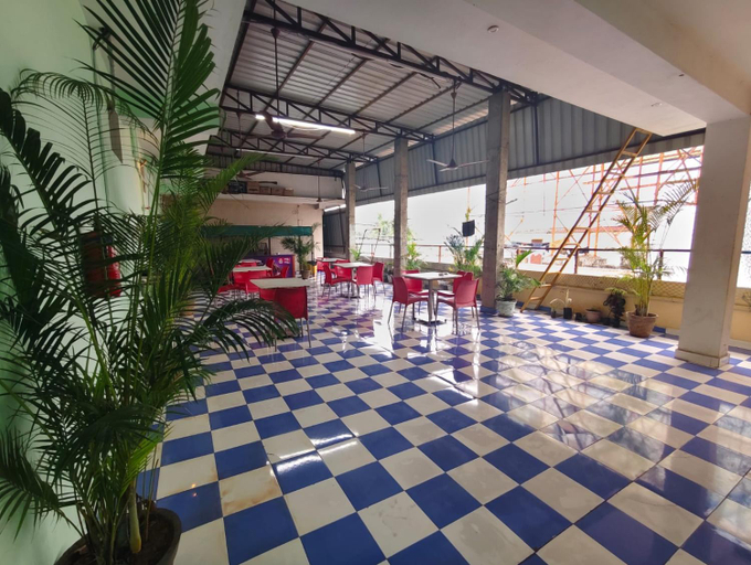 Food & Drinks 5, Rooms for rent, Puducherry