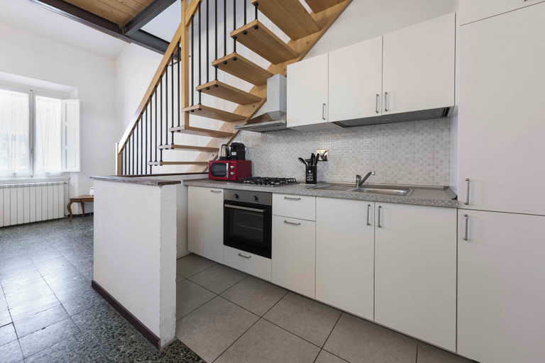 Private kitchen 3, San Zanobi panoramic terrace by MMega, Florence