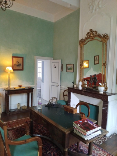2, Le Consulat, Gers
