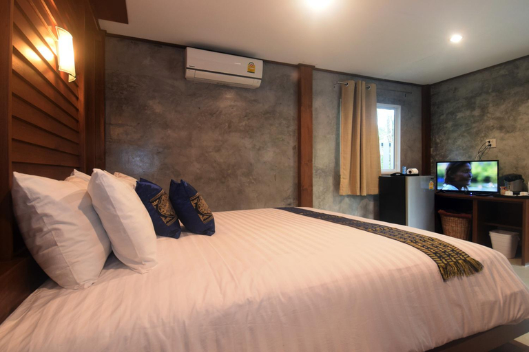 Bedroom 2, BaanPhong Lanta, Ko Lanta