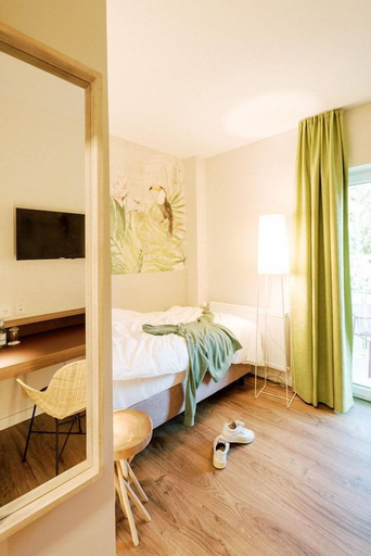Bedroom 3, Hotel Am Zoo, Neunkirchen