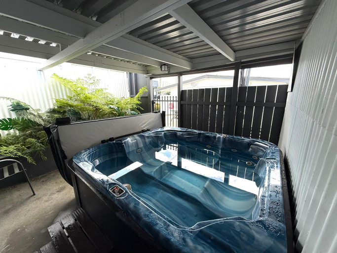 Sport & Beauty 5, Central Court Motel, Whangarei
