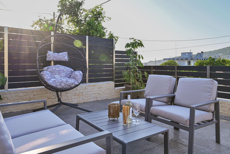 3, Avli Village House with Private Jacuzzi, South Aegean