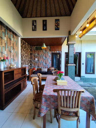 Food & Drinks, Villa Atmosfera, Denpasar