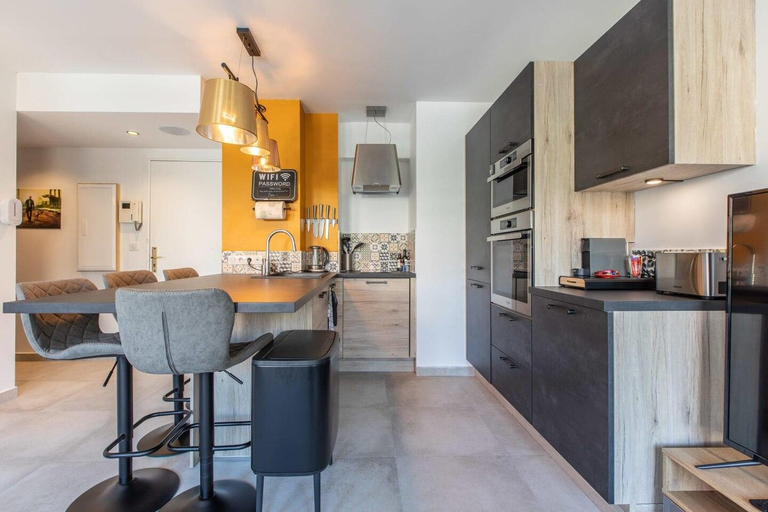 Others 4, Center, Renov' Apt w/Balconies, Holidays/Congress, Alpes-Maritimes
